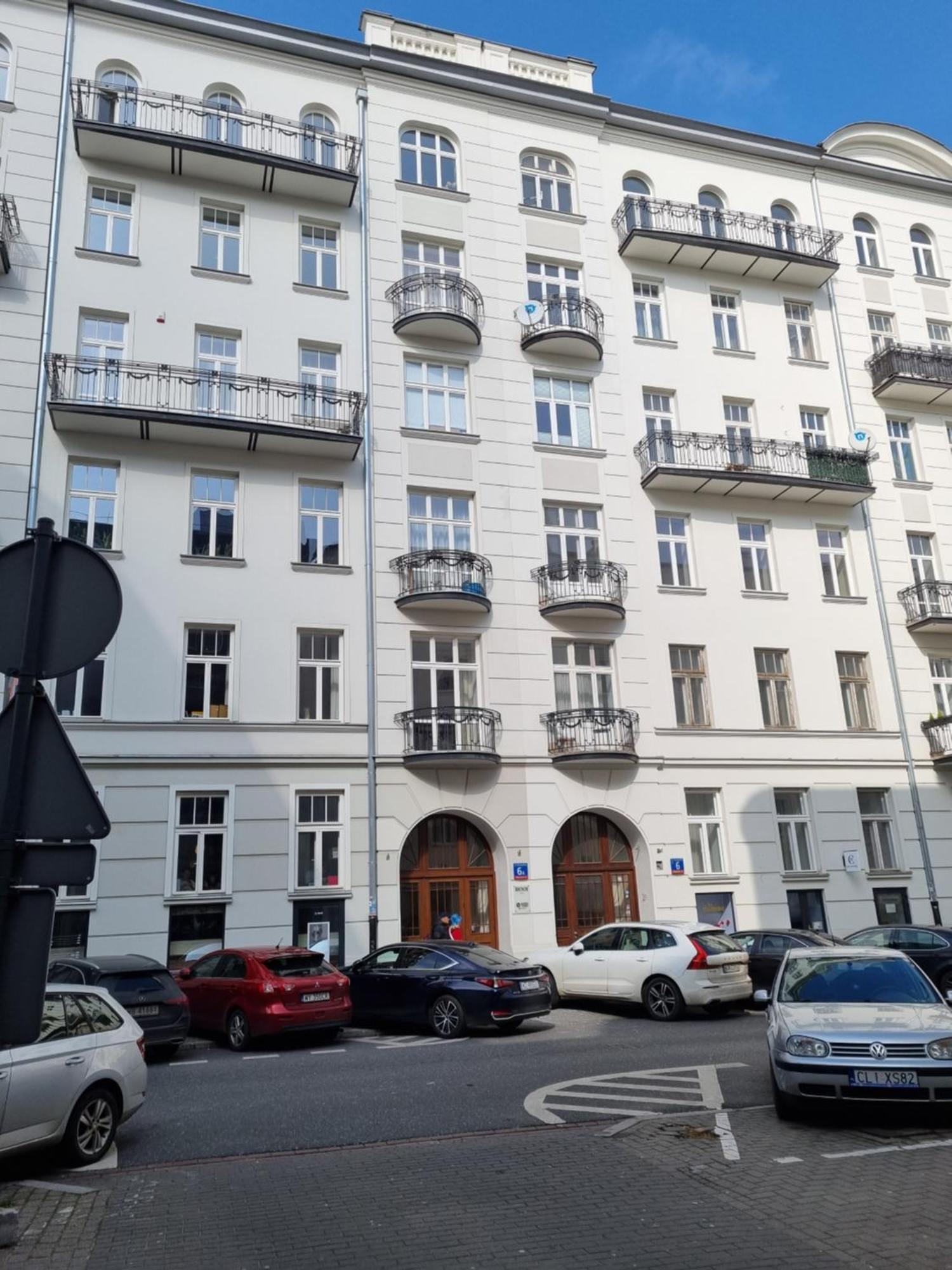 Nowogrodzka 6a 17 * Warszawa
